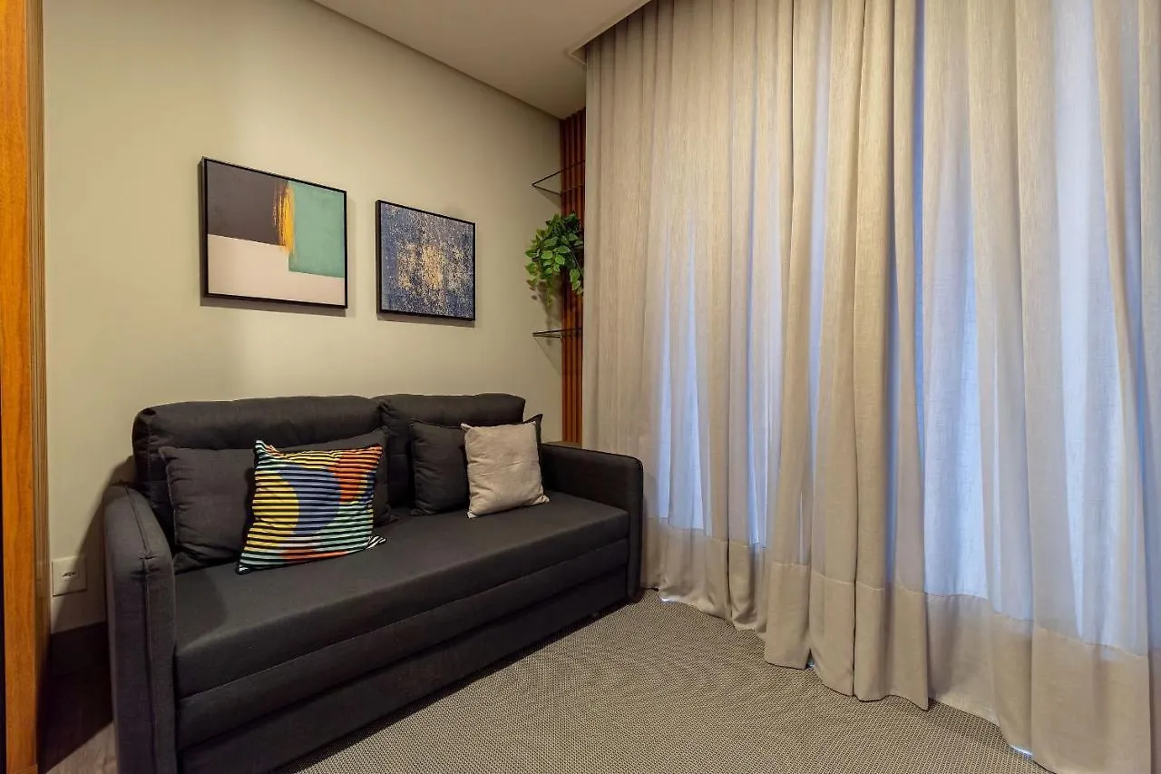 Apartamento AION suítes 103 - Compacto e luxuoso Loft - Rooftop com piscina e academia - À poucos passos da praia Bombinhas Brasil