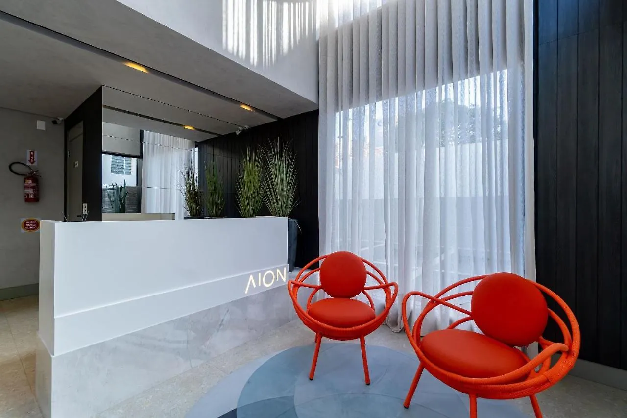 AION suítes 103 - Compacto e luxuoso Loft - Rooftop com piscina e academia - À poucos passos da praia Bombinhas Apartamento