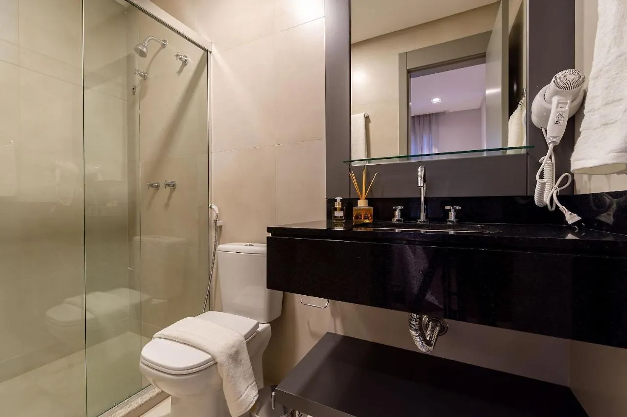 公寓 Aion Suites 103 - Compacto E Luxuoso Loft - Rooftop Com Piscina E Academia - A Poucos Passos Da Praia 邦比尼亚斯